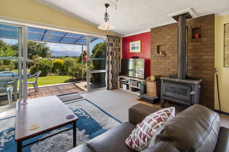 Photo of property in 128 Maytown Road, Waimate, 7978