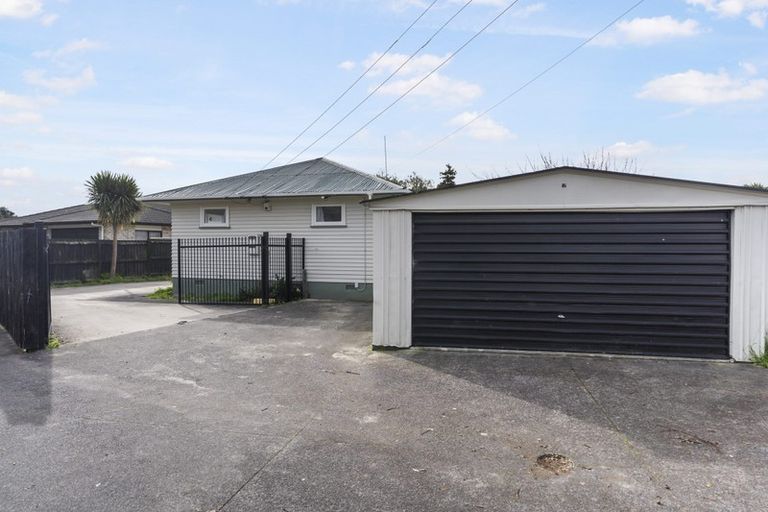 Photo of property in 17 Wilson Place, Papakura, 2110