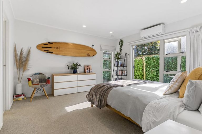 Photo of property in 2/231 Hurstmere Road, Takapuna, Auckland, 0622