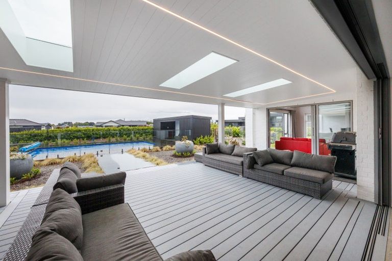 Photo of property in 12 Colquhoun Way, Kelvin Grove, Palmerston North, 4470