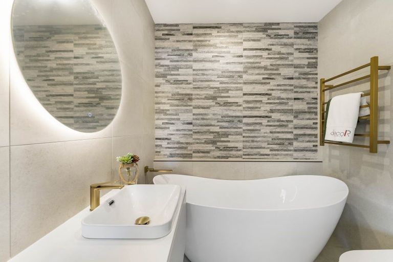 Photo of property in 4 Aituaa Road, Pukekohe, 2120