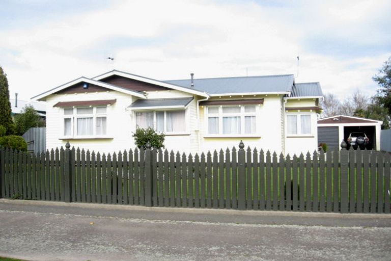 Photo of property in 38 South Street, West End, Palmerston North, 4410