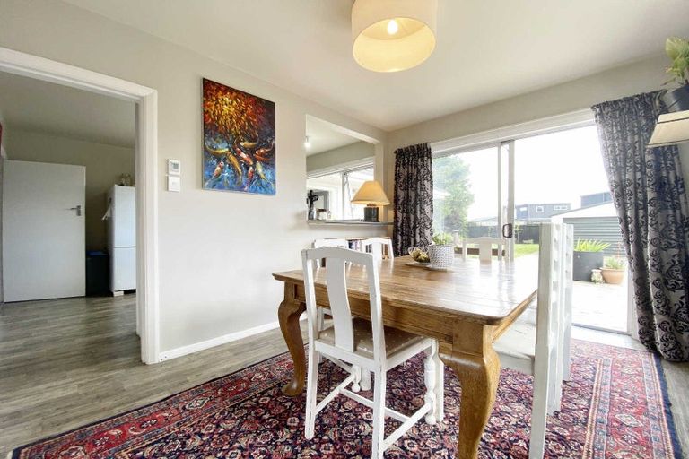 Photo of property in 121 Pages Road, Wainoni, Christchurch, 8061