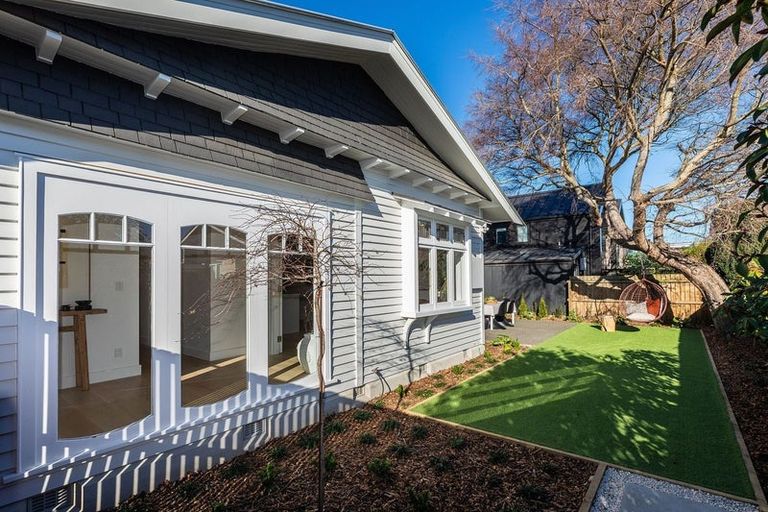Photo of property in 142 North Avon Road, Richmond, Christchurch, 8013