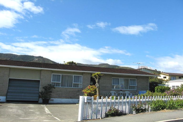 Photo of property in 2/676 Atawhai Crescent, Atawhai, Nelson, 7010