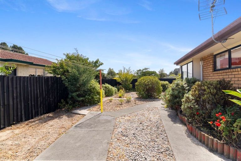 Photo of property in 15b Glenbyre Place, Bromley, Christchurch, 8062