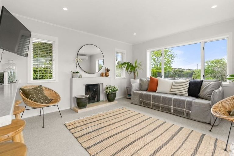 Photo of property in 1/45 College Road, Northcote, Auckland, 0627