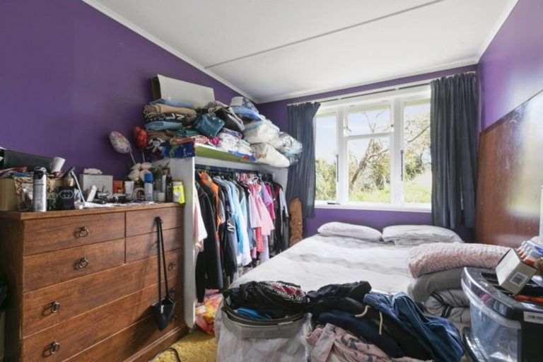 Photo of property in 182 Eastern Hutt Road, Taita, Lower Hutt, 5019