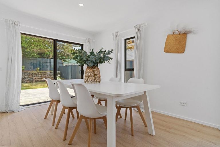 Photo of property in 111 Dickson Road, Papamoa Beach, Papamoa, 3118