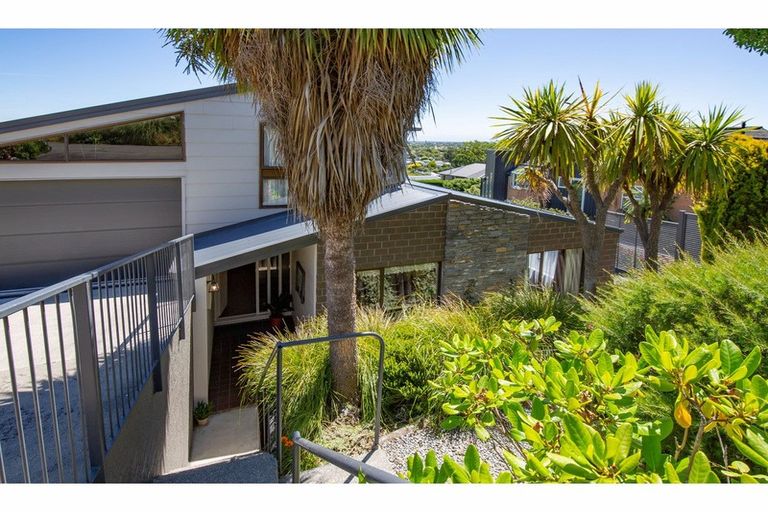 Photo of property in 4 Morven Terrace, Huntsbury, Christchurch, 8022
