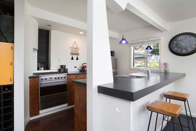 Photo of property in 171 Springfield Road, St Albans, Christchurch, 8014