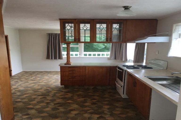 Photo of property in 40 Arlette Place, Massey, Auckland, 0614