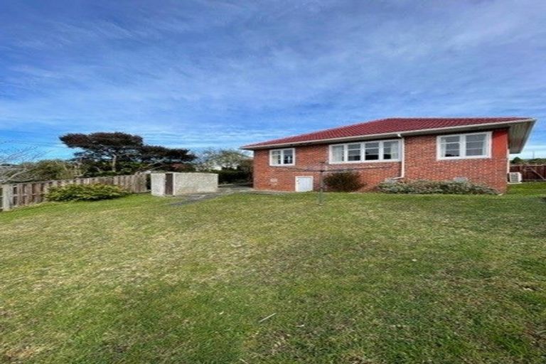 Photo of property in 19 Hindmarsh Street, Johnsonville, Wellington, 6037