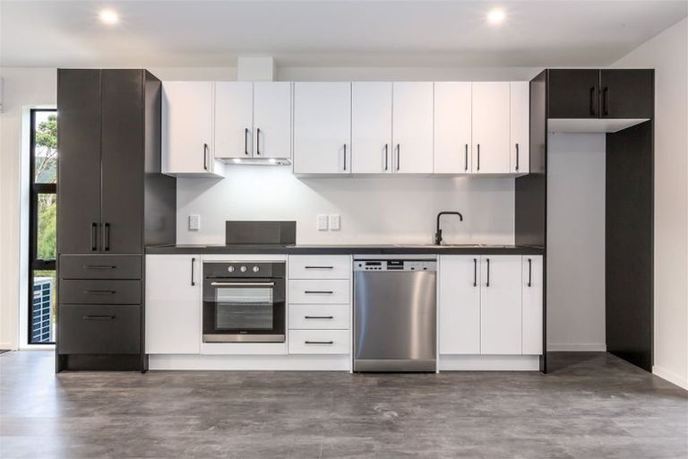 Photo of property in 9 Hastings Grove, Wainuiomata, Lower Hutt, 5014