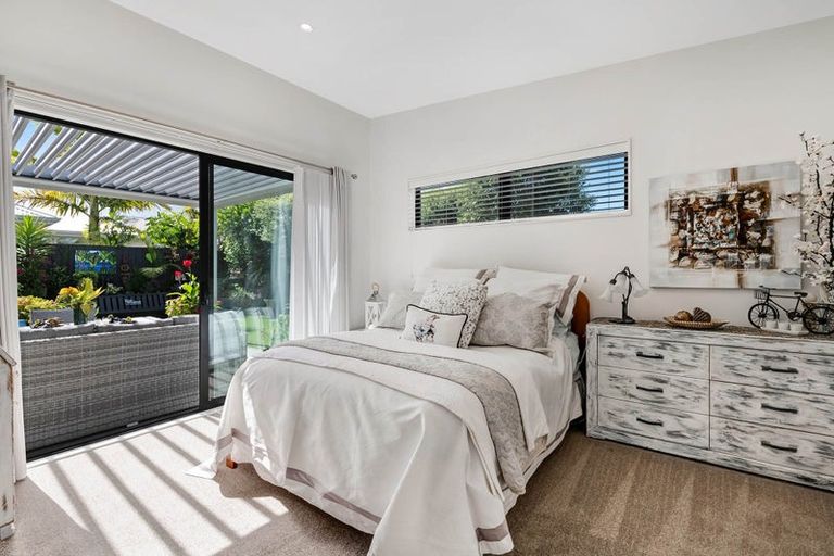 Photo of property in 6 Trevally Place, Snells Beach, 0920