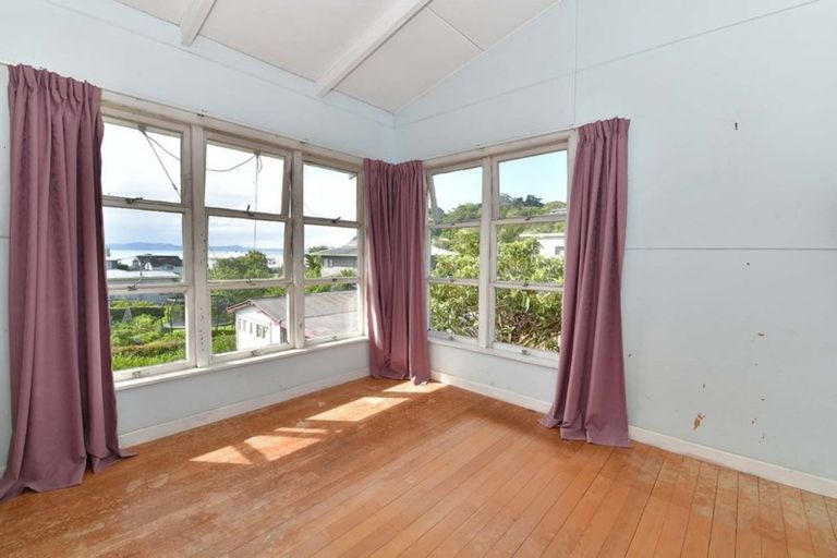 Photo of property in 34 De Luen Avenue, Tindalls Beach, Whangaparaoa, 0930