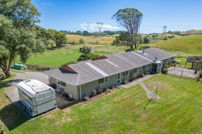 Photo of property in 82 Gary Road, Peka Peka, Otaki, 5581