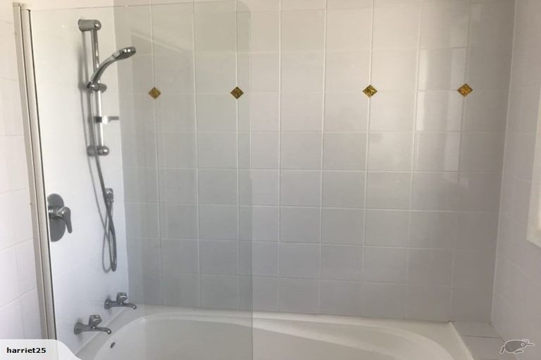 Photo of property in 2/7 Bygrave Place, Bishopdale, Christchurch, 8053