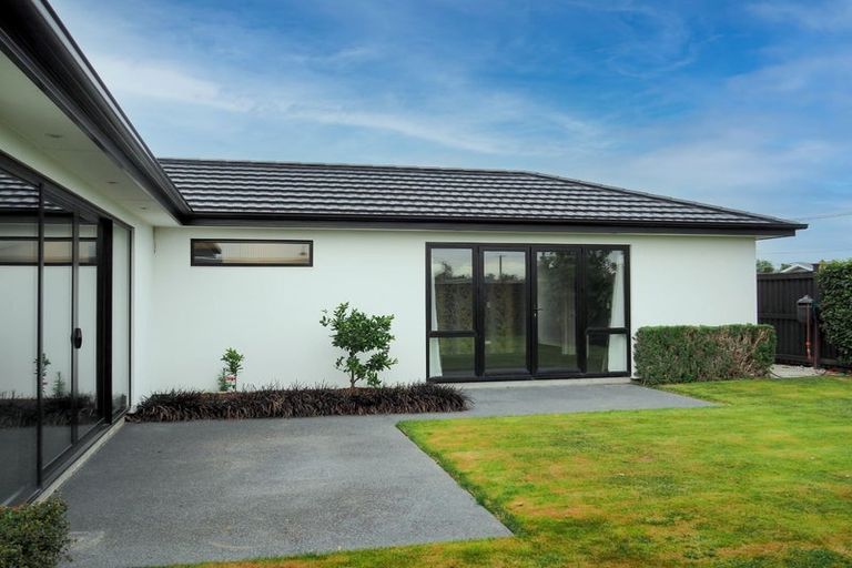 Photo of property in 33 Hyde Place, Halswell, Christchurch, 8025