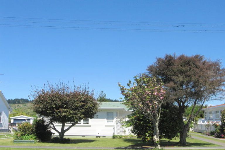 Photo of property in 12 Turenne Street, Inner Kaiti, Gisborne, 4010