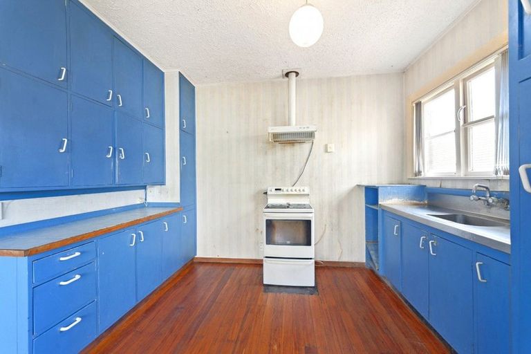 Photo of property in 110 Lyttelton Street, Spreydon, Christchurch, 8024