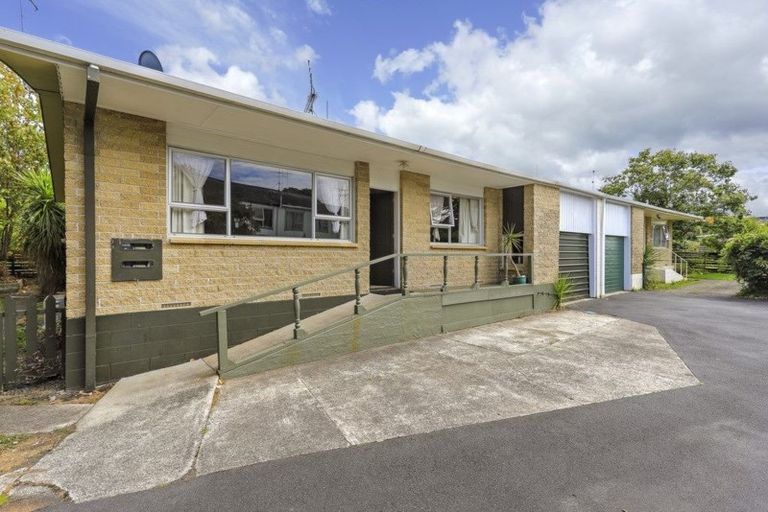 Photo of property in 110a Hinewa Road, Otumoetai, Tauranga, 3110