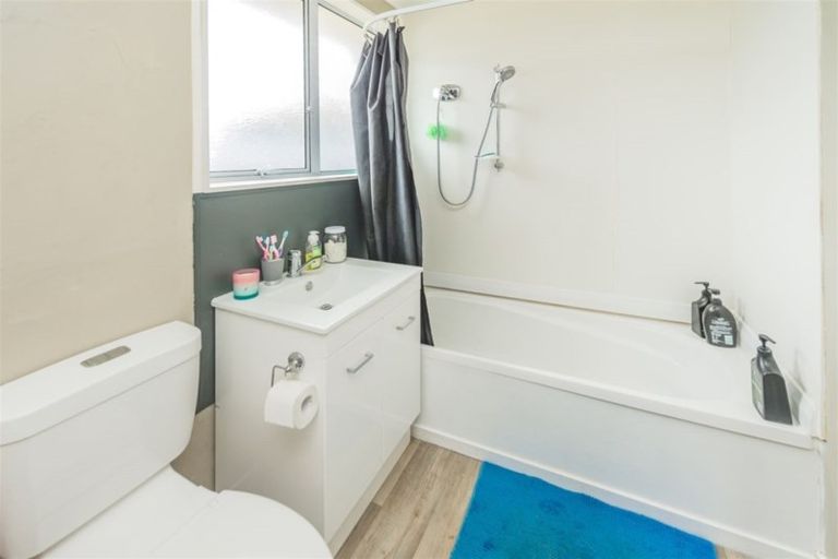 Photo of property in 97 Carlton Avenue, Tawhero, Whanganui, 4501