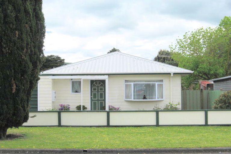 Photo of property in 3 Williams Street, Gisborne, 4010