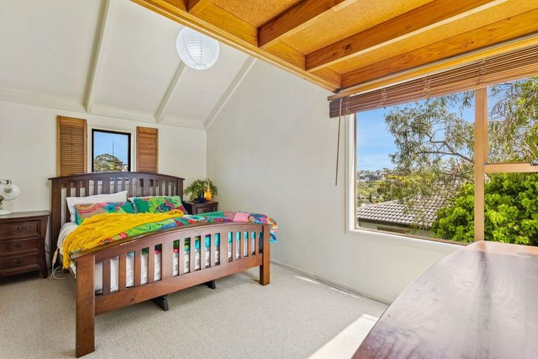 Photo of property in 2/62 Waiau Street, Torbay, Auckland, 0630