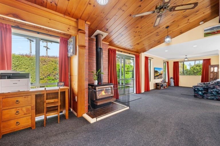Photo of property in 1 School Road, Riverlands, Blenheim, 7274