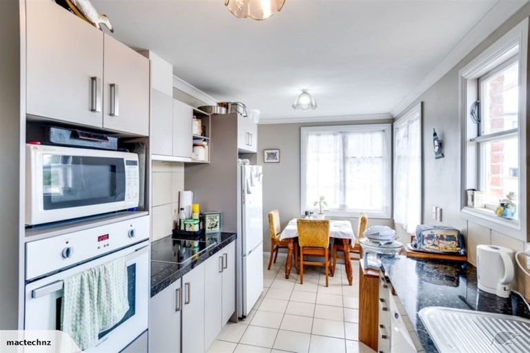 Photo of property in 130 Nuffield Avenue, Marewa, Napier, 4110