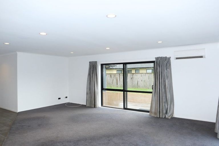 Photo of property in 10 Moy Place, Otaki, 5512