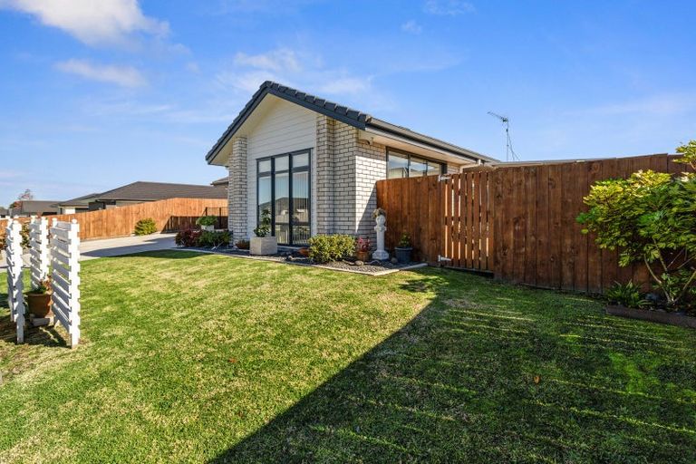 Photo of property in 13 Fernbird Avenue, Te Kauwhata, 3710