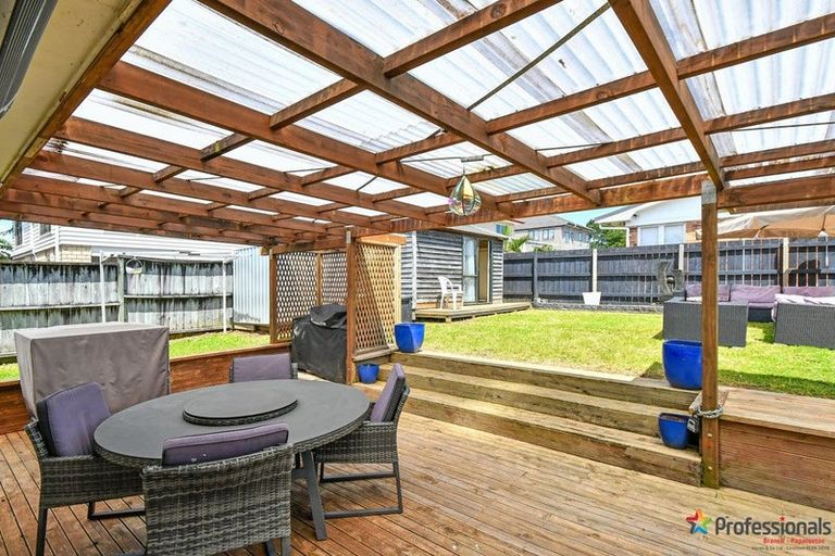 Photo of property in 9 Plunket Avenue, Papatoetoe, Auckland, 2104