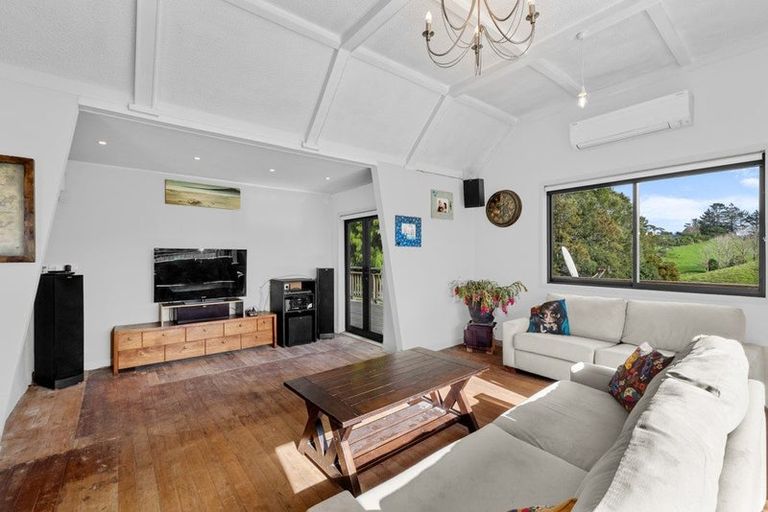 Photo of property in 14 Te Arai Point Road, Te Arai, Wellsford, 0975