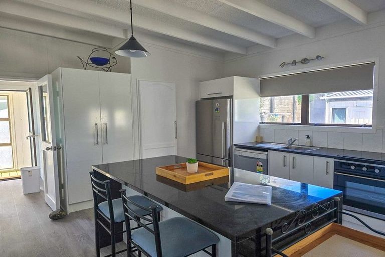 Photo of property in 213 Pukehina Parade, Pukehina, 3189