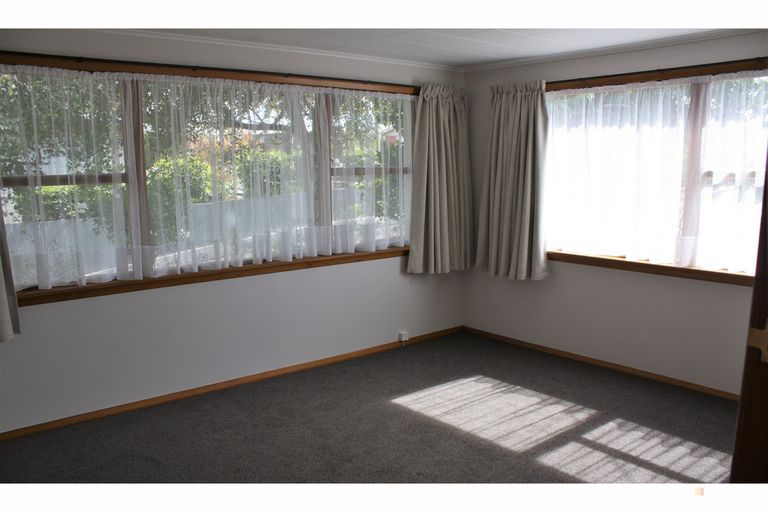 Photo of property in 27 Kowhai Street, Highfield, Timaru, 7910