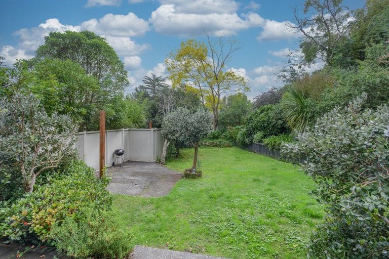 Photo of property in 103 James Cook Street, Havelock North, 4130