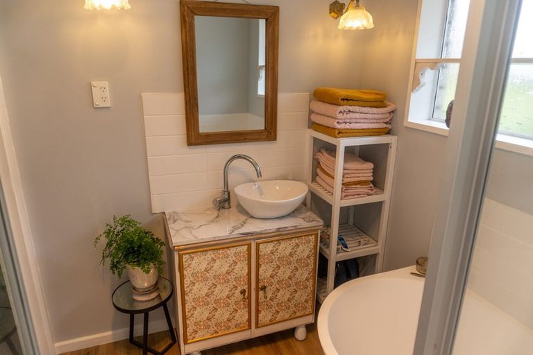 Photo of property in 2/144 Main North Road, Papanui, Christchurch, 8052