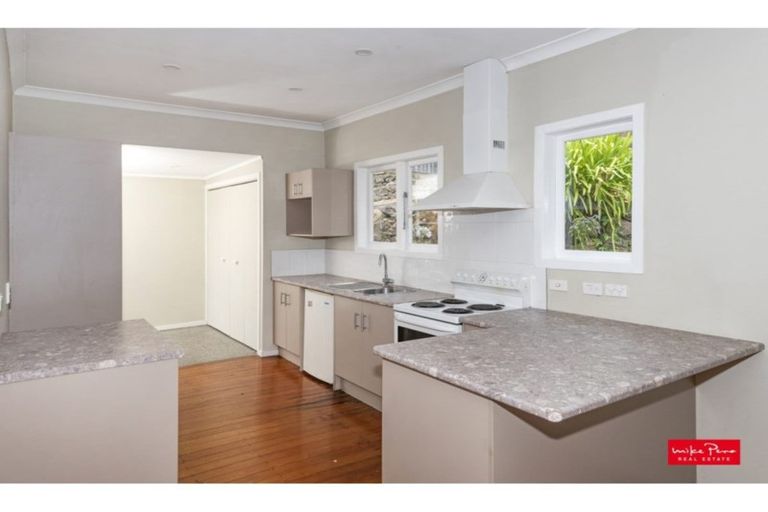 Photo of property in 75 Hatea Drive, Regent, Whangarei, 0112