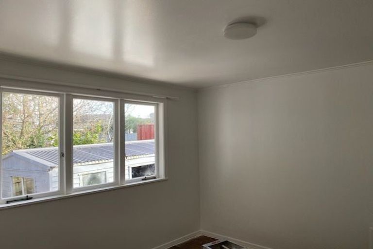 Photo of property in 1/32 Kapuka Road, Mangere Bridge, Auckland, 2022