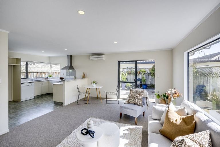 Photo of property in 2/145 Nelson Crescent, Napier South, Napier, 4110