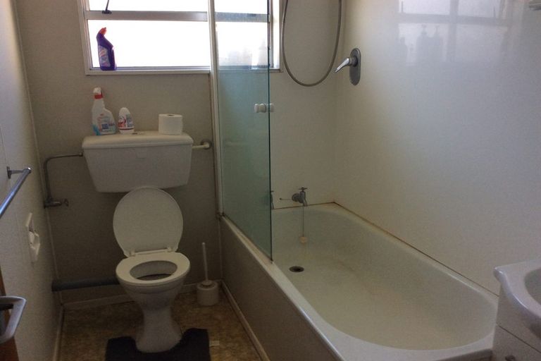 Photo of property in 1/4 Rodney Street, Waiwhetu, Lower Hutt, 5010