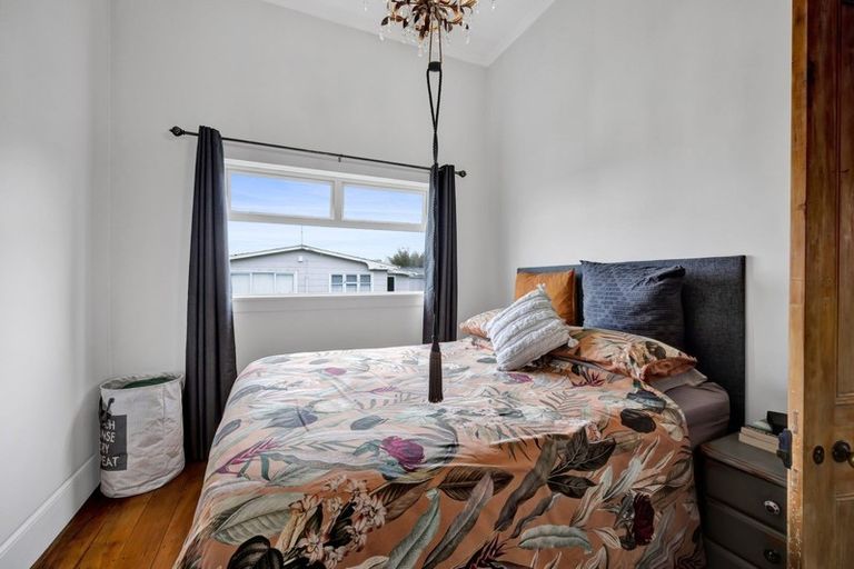 Photo of property in 29 Bedford Street, Eltham, 4322