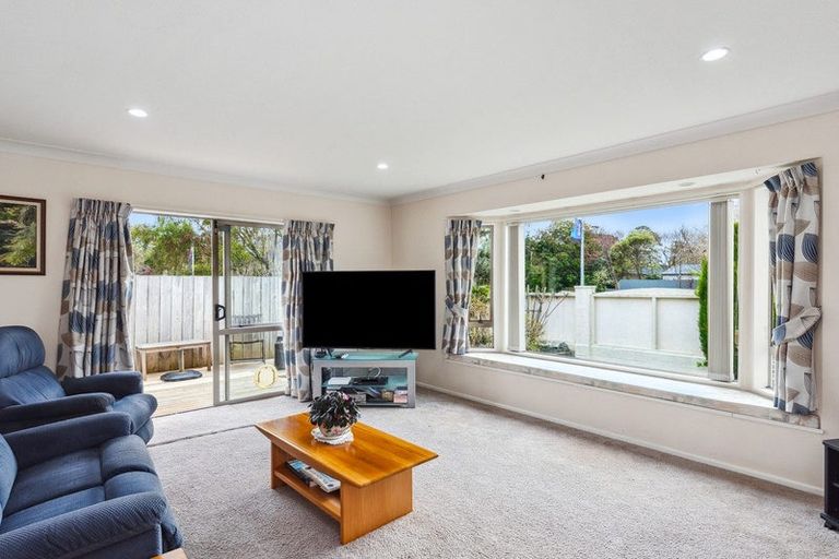 Photo of property in 474 Te Moana Road, Waikanae, 5036