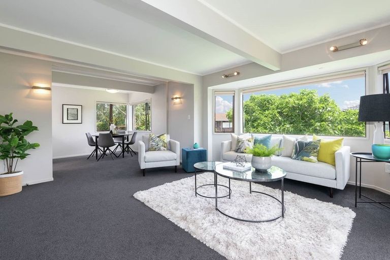 Photo of property in 2/5 Cornelian Crescent, Half Moon Bay, Auckland, 2012