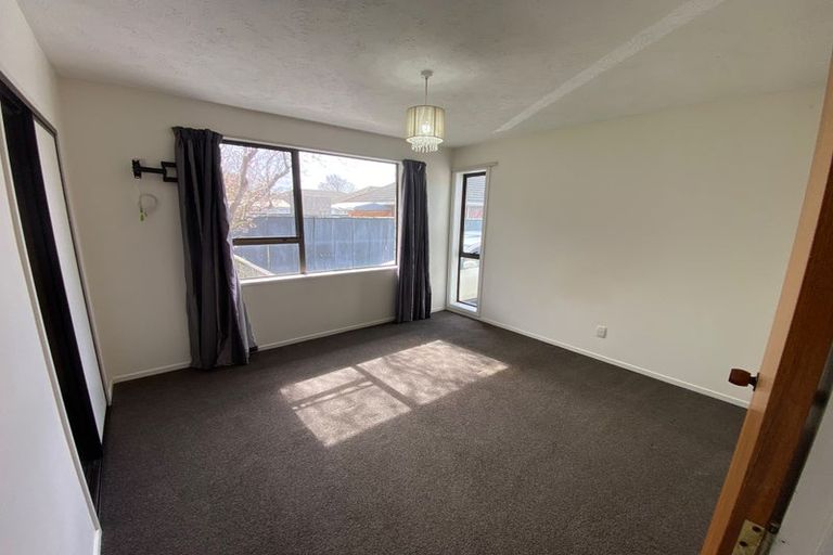 Photo of property in 1/11 Manor Place, Bryndwr, Christchurch, 8053