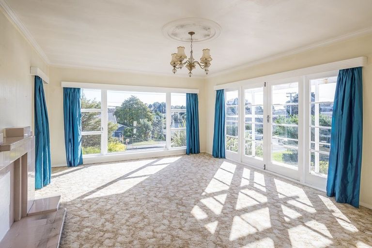 Photo of property in 14 Francis Road, Paraparaumu Beach, Paraparaumu, 5032