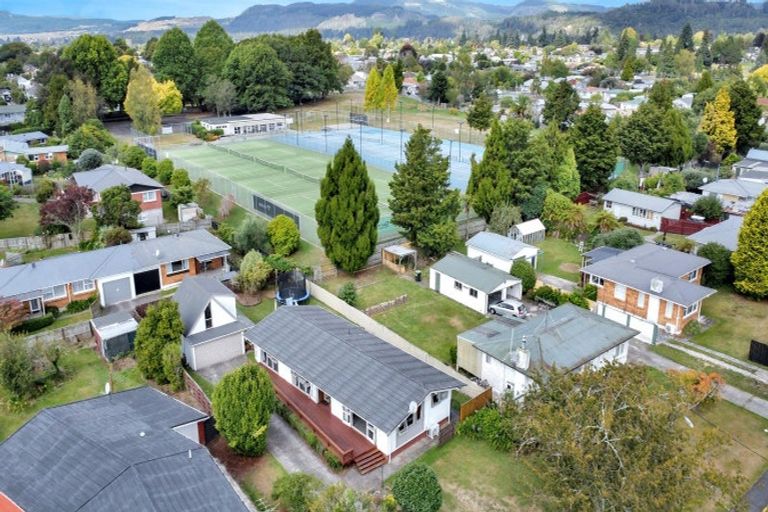 Photo of property in 27 Huia Street, Hillcrest, Rotorua, 3015