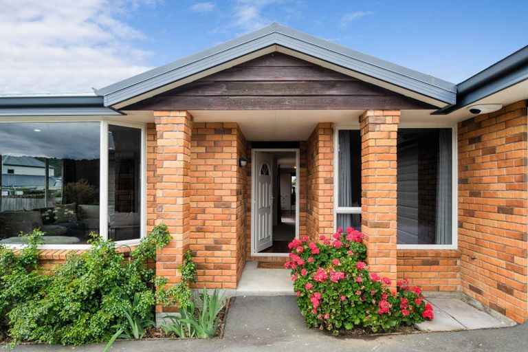 Photo of property in 4 Glentui Place, Waikawa, Picton, 7220